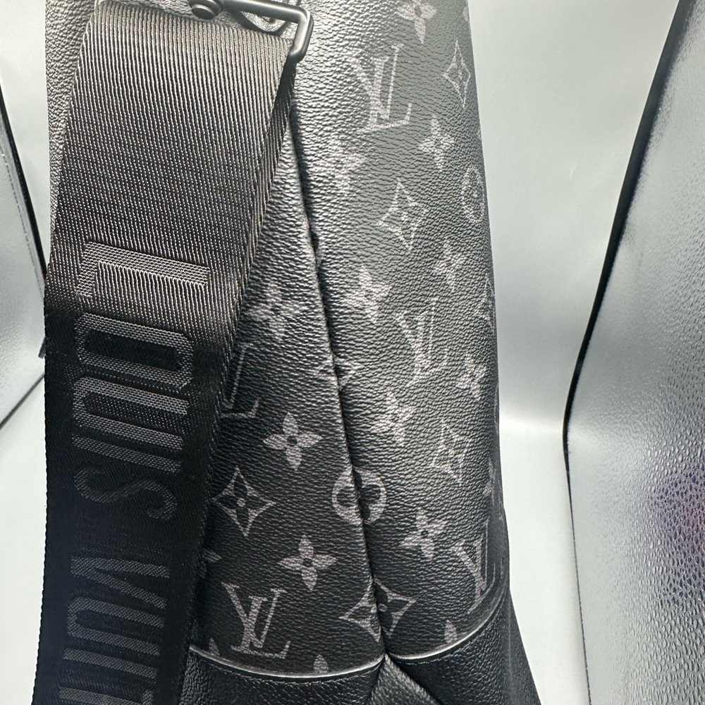 Saumur Tote Monogram Eclipse Canvas - image 5